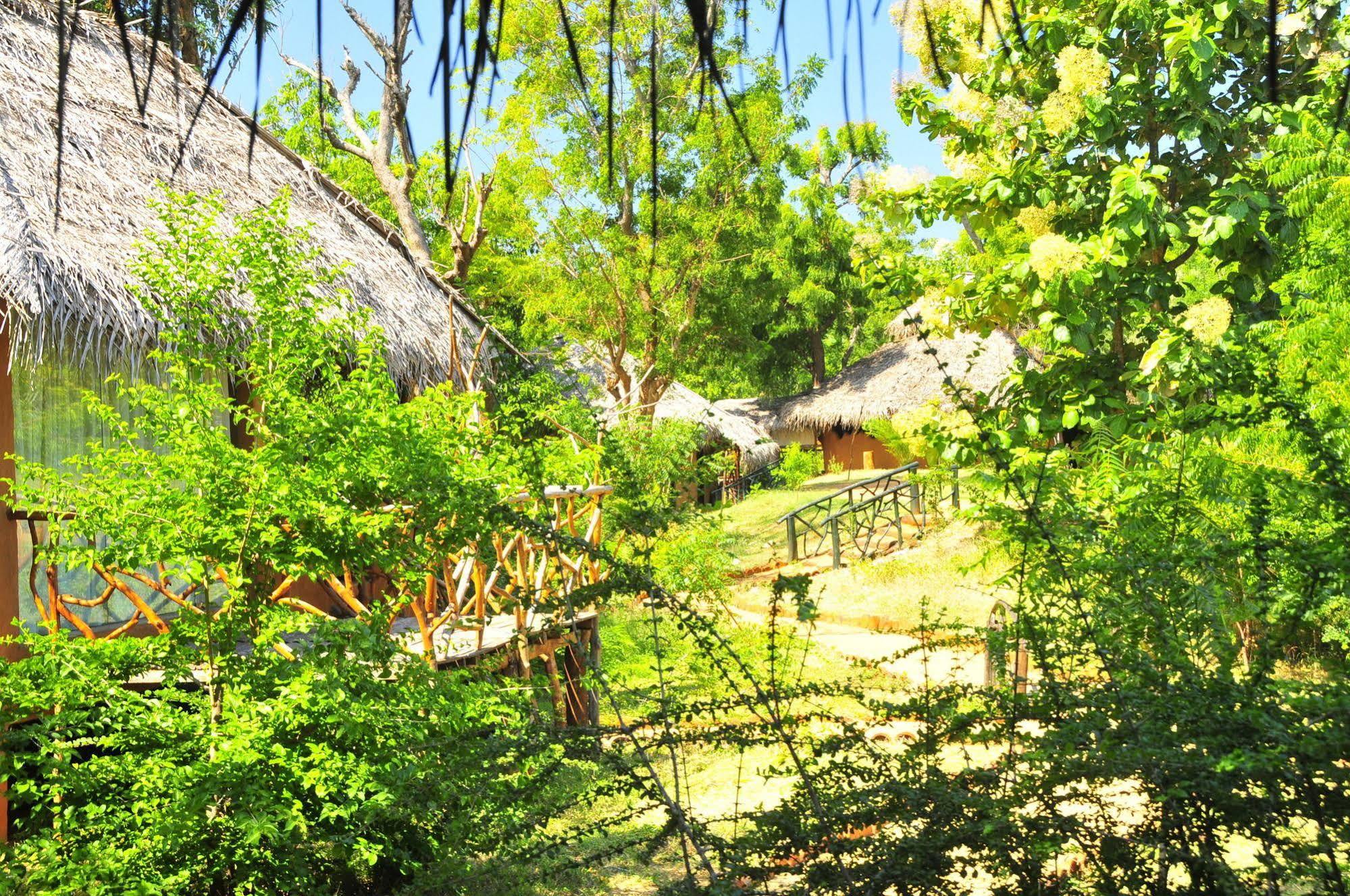 Yala Beddegama Eco Hotell Kataragama Eksteriør bilde